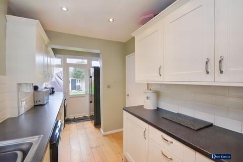 24 Firham Park Avenue, Romford, RM3 0SJ