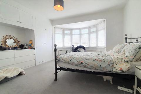 2 bedroom maisonette to rent, Bonnersfield Lane, Harrow, HA1