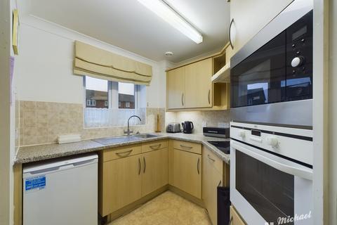 1 bedroom flat for sale - Pearl Court, Croft Road, Aylesbury, Buckinghamshire