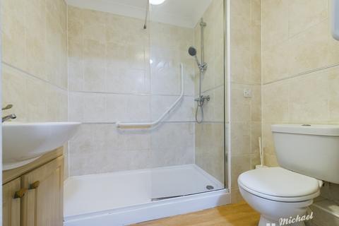 1 bedroom flat for sale - Pearl Court, Croft Road, Aylesbury, Buckinghamshire