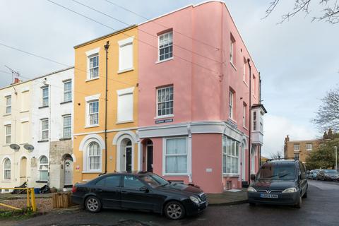 1 bedroom apartment for sale, Camden Square, Ramsgate, CT11