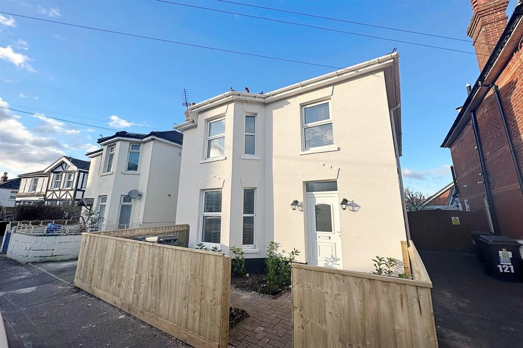 Haviland Road East 4 bed detached house for sale £375,000