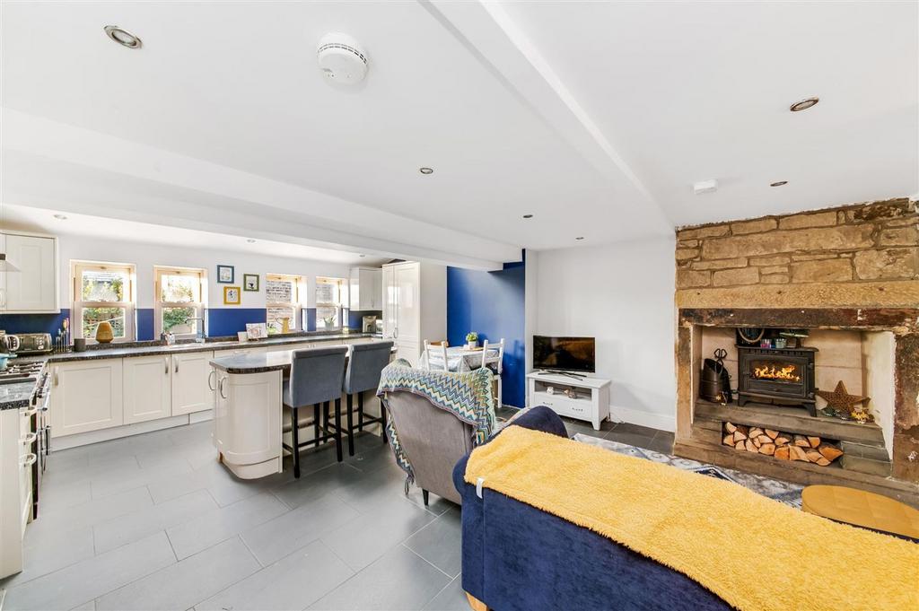 Living and dining area