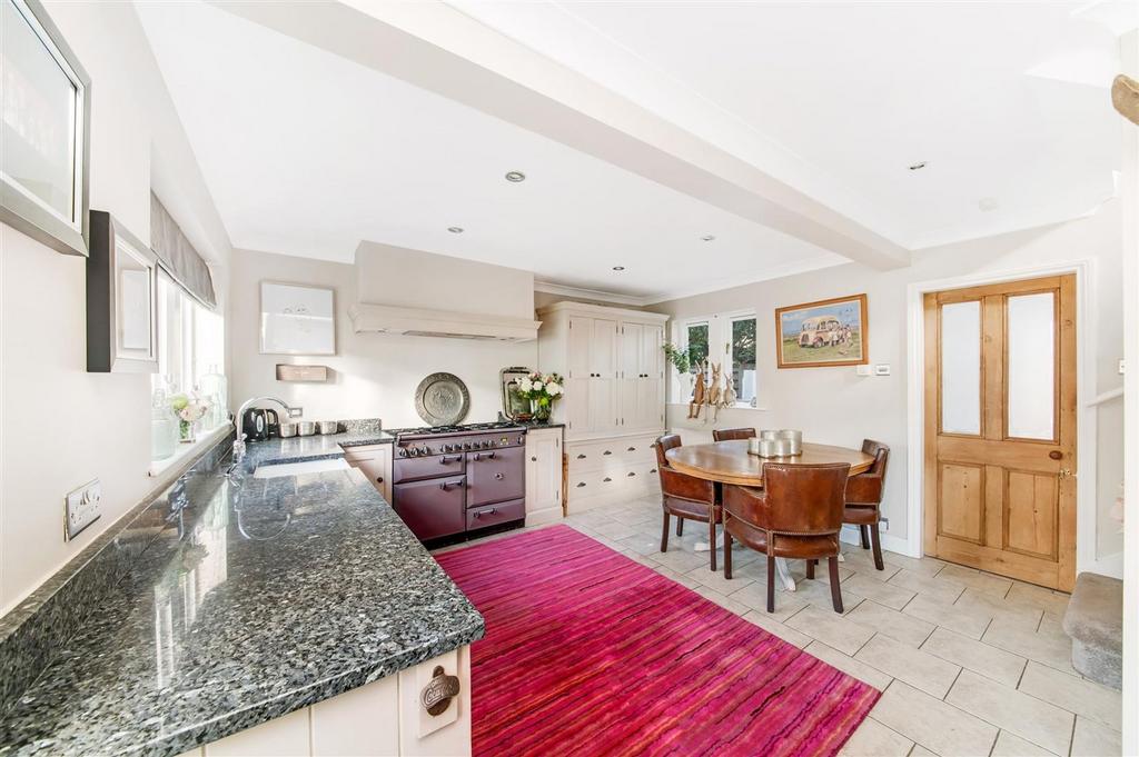 Open plan dining kitchen