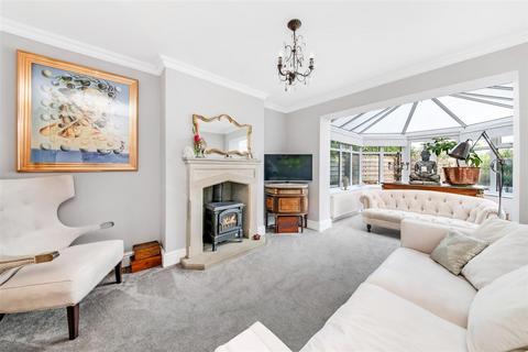 Balloch Cottage Bilham Road, Clayton West, Huddersfield, HD8 9PA