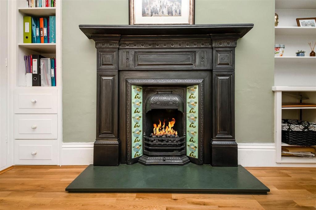 Second sitting room
