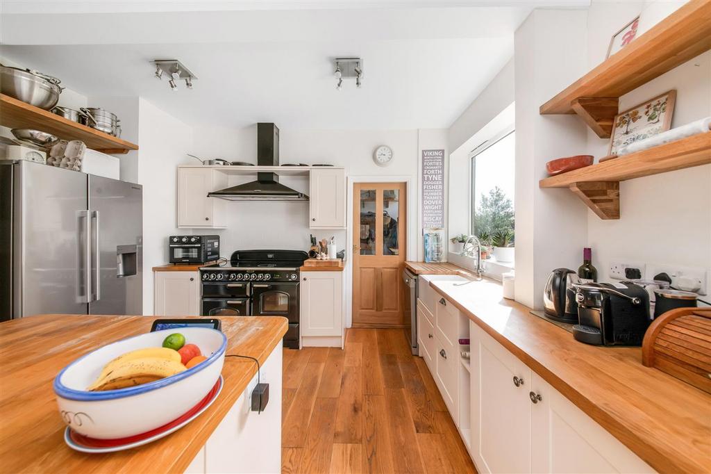 Living/dining kitchen