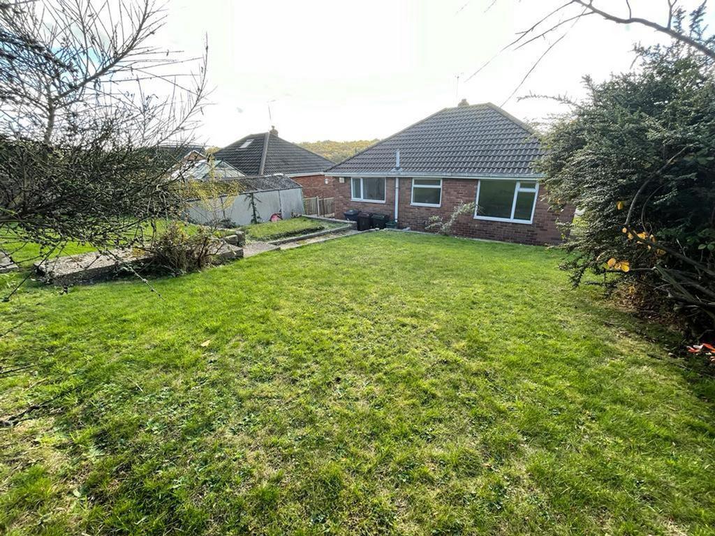 Bowland Crescent, Worsbrough 2 bed detached bungalow for sale £185,000