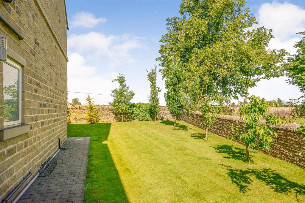 GARDENS 5.jpg