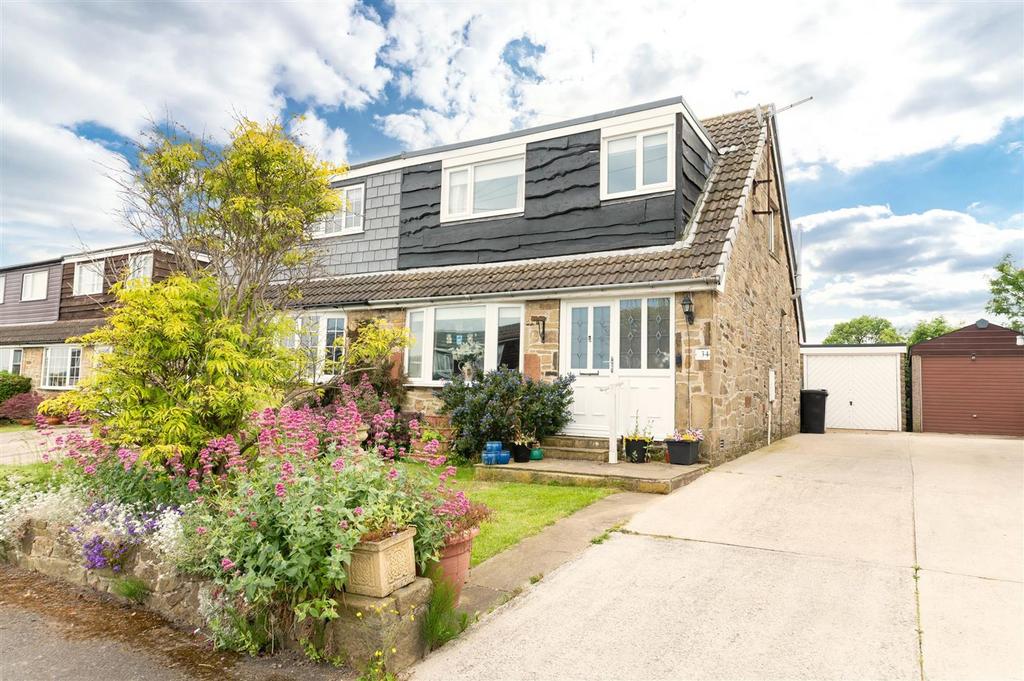 Dene Road, Skelmanthorpe, HD8 3 bed semidetached house for sale £250,000