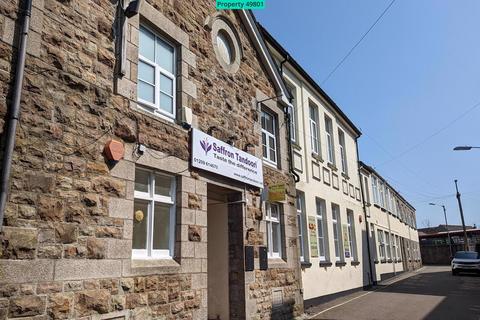 Property to rent - New Connexion Street, Camborne, TR14