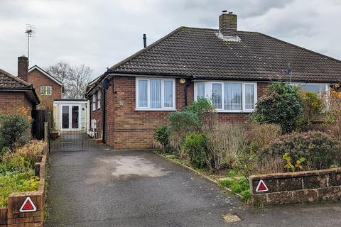 8 Abbots Way, Fareham, PO15 5BX
