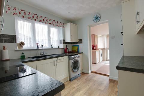 8 Abbots Way, Fareham, PO15 5BX