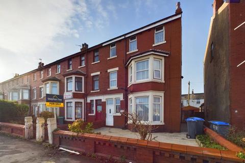 8 bedroom terraced house for sale, Central Drive, Blackpool, FY1