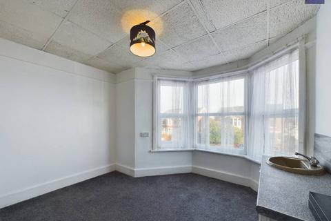 419 Central Drive, Blackpool, FY1 6LE