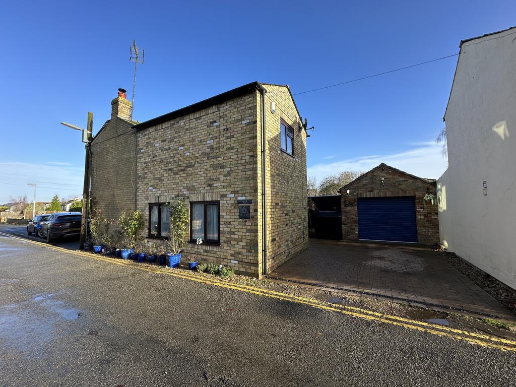 High Street, Mepal, Ely, Cambridgeshire 4 bed detached house for sale
