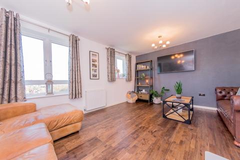 3 bedroom end of terrace house for sale, Jude Court, Leeds