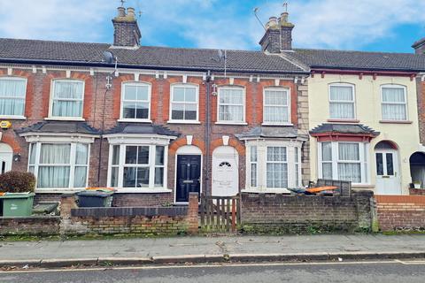 2 bedroom terraced house to rent, Victoria Street, Dunstable, LU6