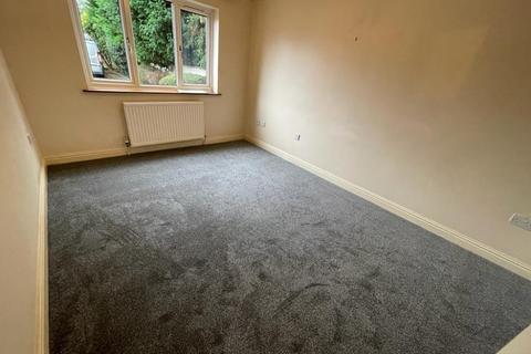 1 bedroom flat to rent, St Peters Court  Droitwich  WR9 7BJ