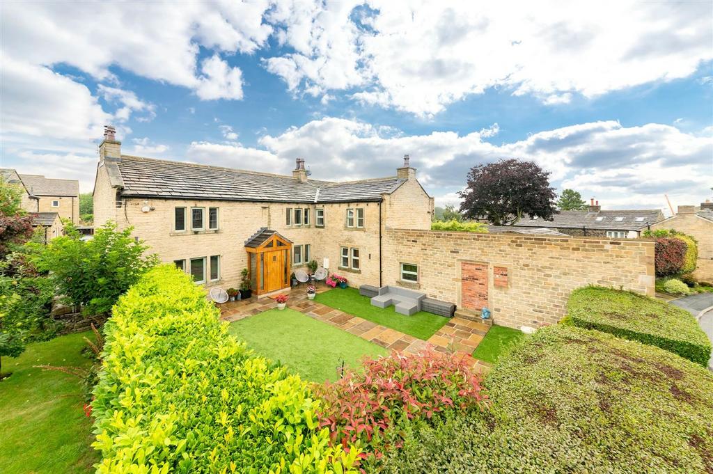 Manor Road, Farnley Tyas, HD4 4 bed detached house for sale £1,295,000