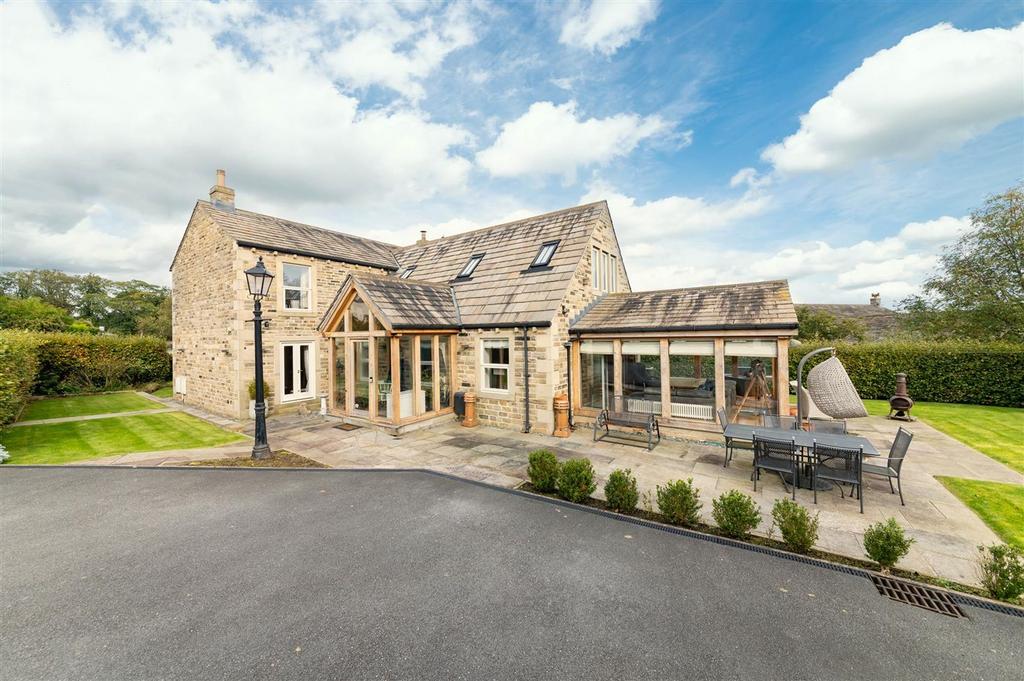 The Village, Thurstonland, HD4 5 bed detached house for sale £1,150,000