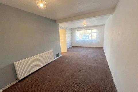 3 bedroom end of terrace house to rent, Goodman Park, Slough