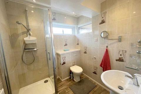 3 bedroom end of terrace house to rent, Goodman Park, Slough