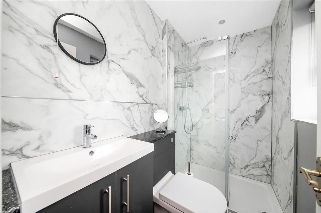 En suite shower room