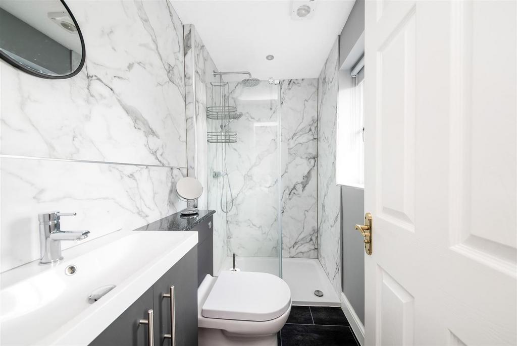 En suite shower room