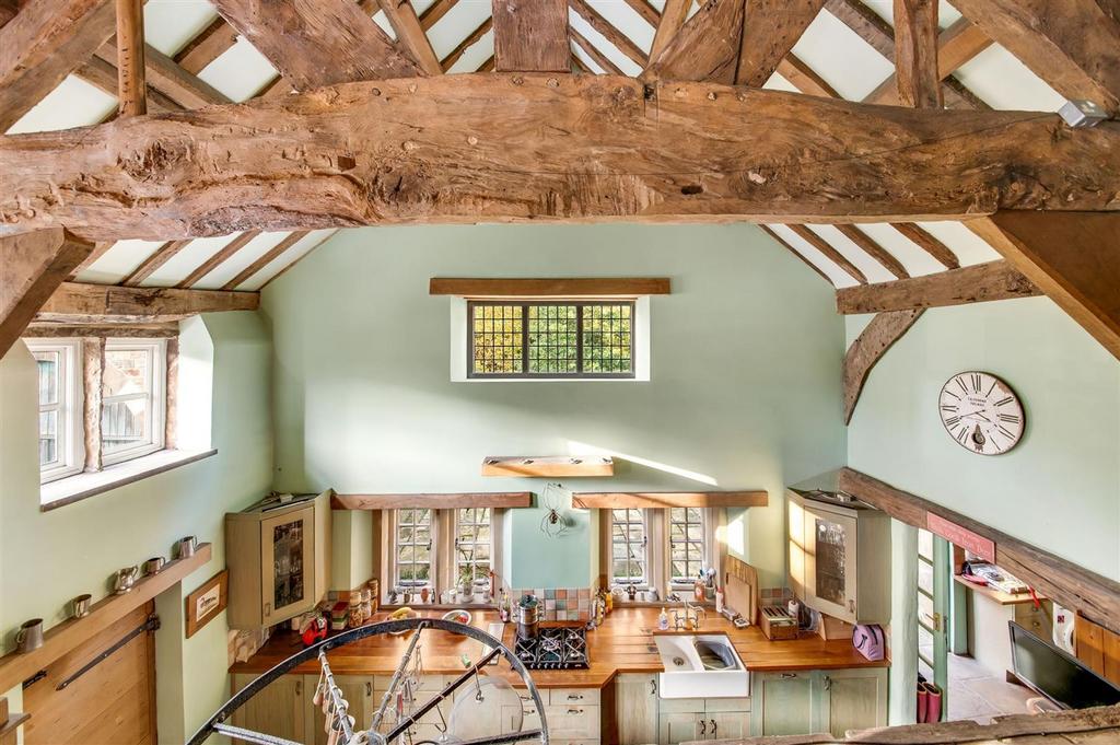Galleried landing over the kitchen area