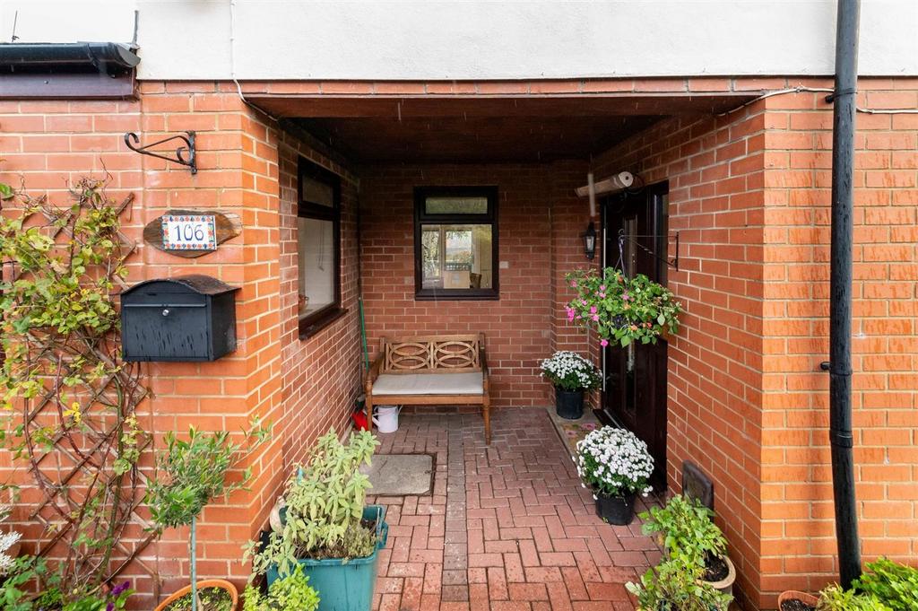 Entrance porch