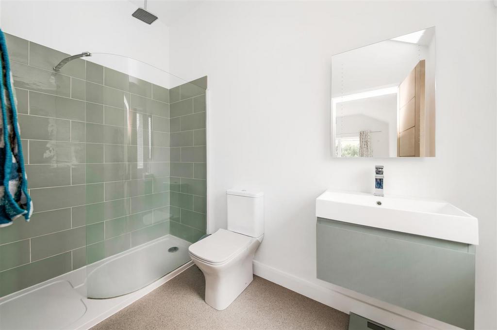 En suite shower room