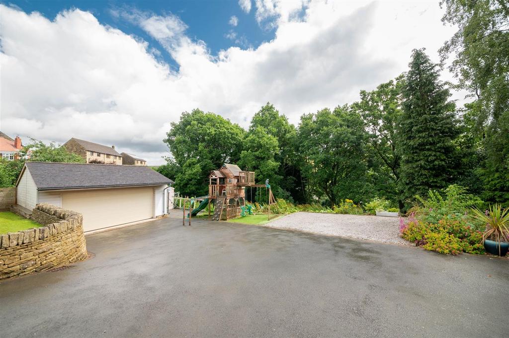 Double detached garage