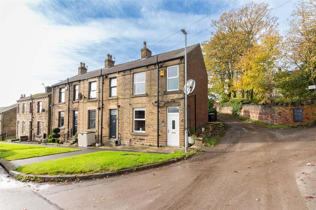 Northorpe Lane, Mirfield, WF14 2 bed terraced house for sale £193,500