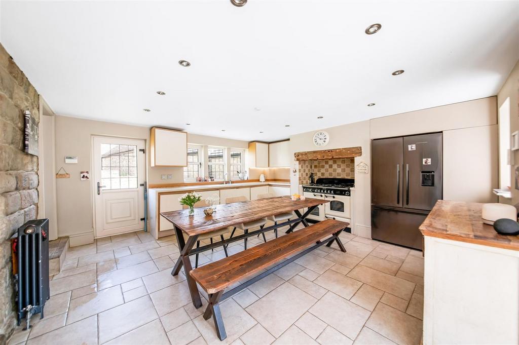 Crook House Lane, Barnsley 5 bed farm house for sale £560,000