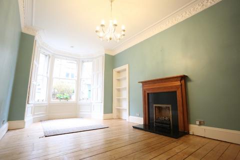 2 bedroom flat to rent - Comiston Gardens, Morningside, Edinburgh, EH10