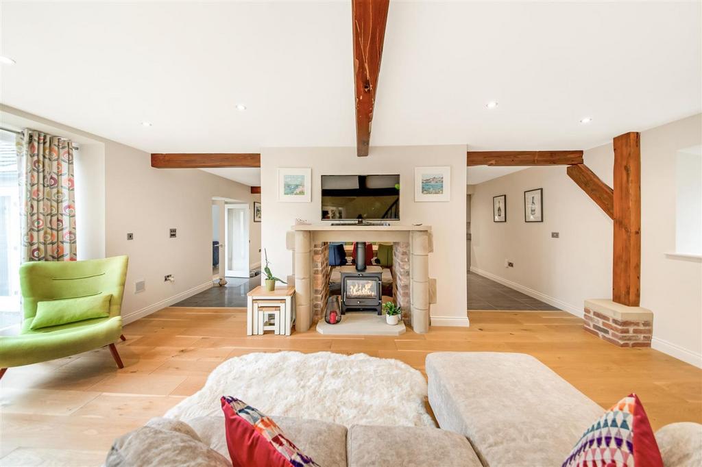 Open plan lounge