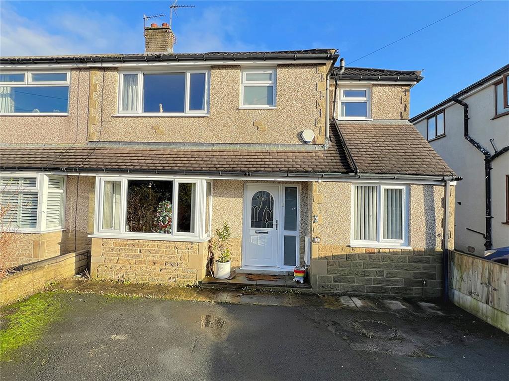 Northfield Grove, Wibsey, Bradford, BD6 4 bed semidetached house for
