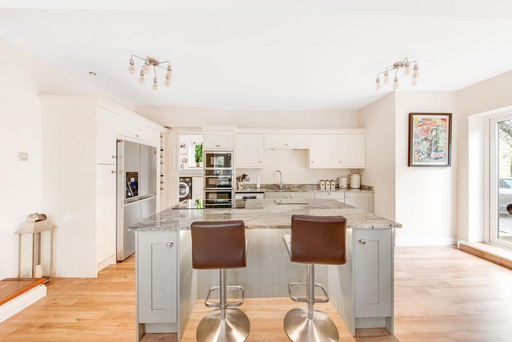 Dining kitchen 2