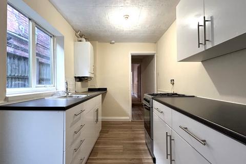 3 bedroom end of terrace house to rent - Beacon Street, Walsall, West Midlands, WS1