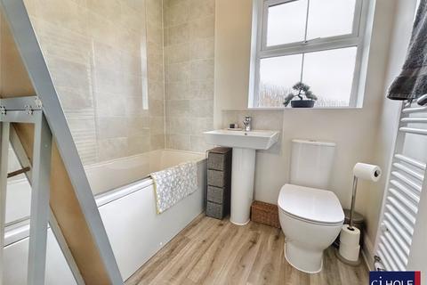 1 Warbler Close, Hardwicke, Gloucester, GL2 4EH