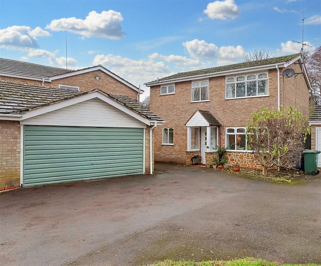 Brookside Way, Bloxham 3 bed detached house for sale £495,000