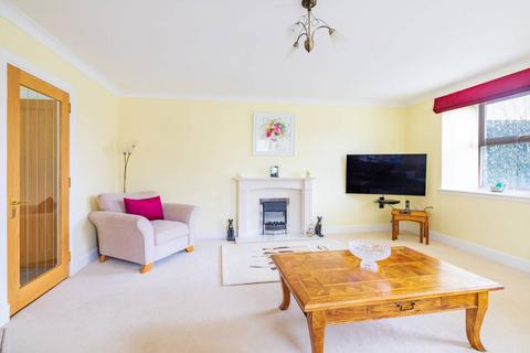 3 bedroom end of terrace house for sale, 4 Warren Park, Durris, Banchory, AB31 5BW