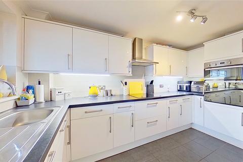 2 bedroom flat for sale, Scarista Court, Old Salts Farm Road, Lancing, West Sussex, BN15