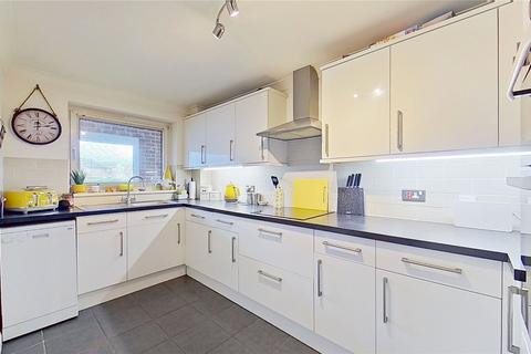 2 bedroom flat for sale, Scarista Court, Old Salts Farm Road, Lancing, West Sussex, BN15