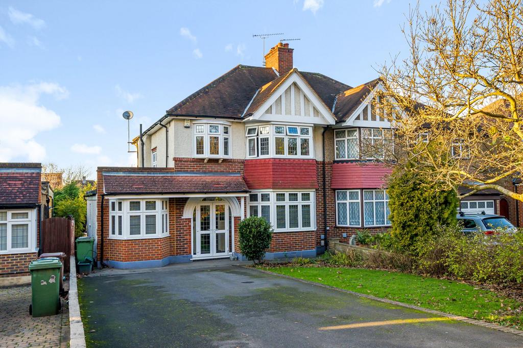 London Road, Ewell