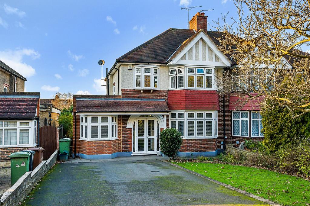 London Road, Ewell