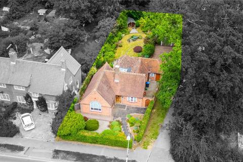 2 bedroom detached house for sale, Bridge Road, Welwyn Garden City, Hertfordshire, AL8