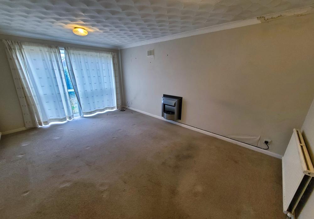 Southbourne Avenue, Holbury SO45 3 bed detached bungalow £280,000