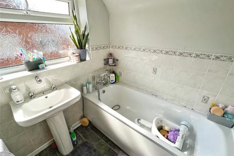 17 Arundel Close, Carrbrook, Stalybridge, SK15 3LS